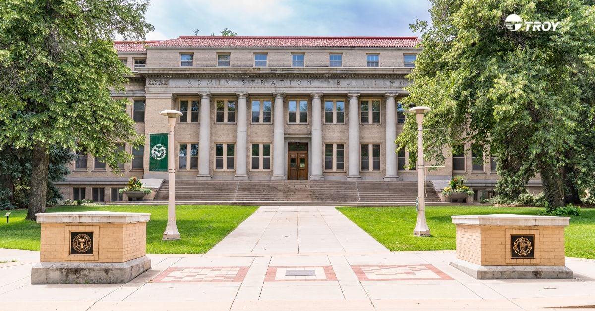 Administration building on college campus 